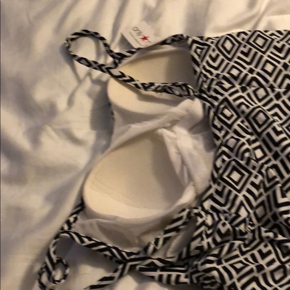 Swim suit - Picture 6 of 7